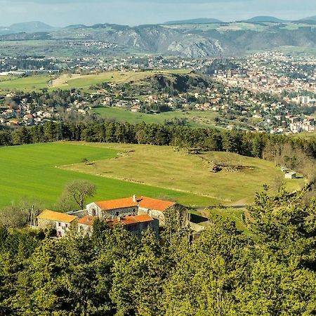 Domaine De Bauzit Bed & Breakfast Vals-pres-le-Puy ภายนอก รูปภาพ