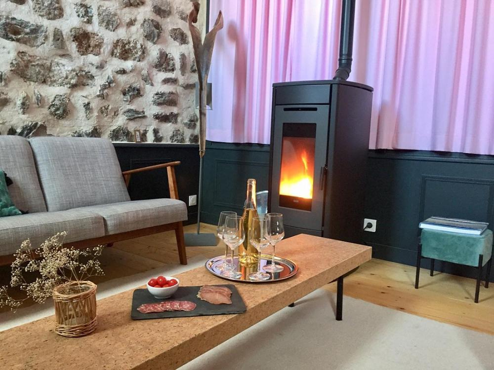 Domaine De Bauzit Bed & Breakfast Vals-pres-le-Puy ภายนอก รูปภาพ
